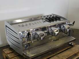 Victoria Arduino VA388 T3 Coffee Machine - picture0' - Click to enlarge