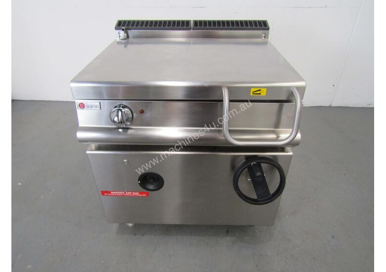 caption Baron 90BR/G80 Manual Tilt Bratt Pan