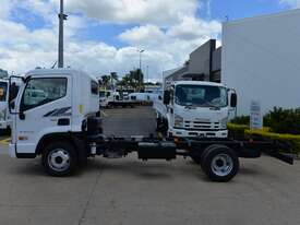 2020 HYUNDAI EX6 MWB - Cab Chassis Trucks - picture0' - Click to enlarge