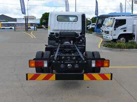 2020 HYUNDAI EX6 MWB - Cab Chassis Trucks - picture2' - Click to enlarge