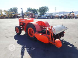 CIRCA 1930 HOWARD DH22 VINTAGE TRACTOR - picture2' - Click to enlarge