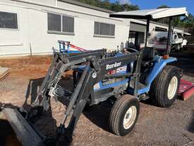 Iseki TK538 tractor with loader - picture0' - Click to enlarge