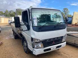 2007 MITSUBISHI CANTER FE7 WRECKING!! - picture0' - Click to enlarge