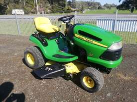 2005 John Deere 102 Lawn Garden Tractors - picture0' - Click to enlarge