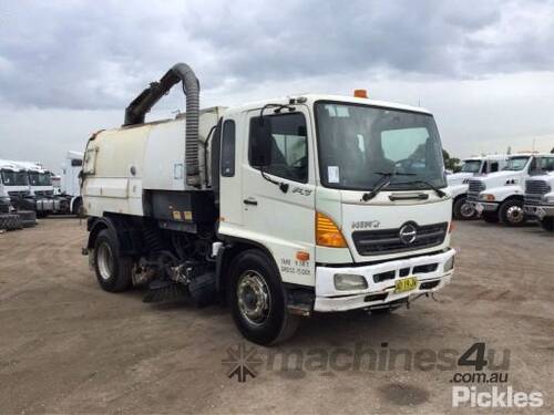 2005 Hino Ranger FG1J