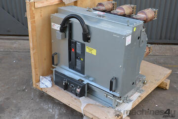 Schneider Electric LF3 17.5kV 2500A sulfur hexafluoride Circuit Breaker SF6