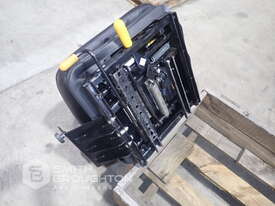 KAB EQUIPMENT SEAT - picture2' - Click to enlarge