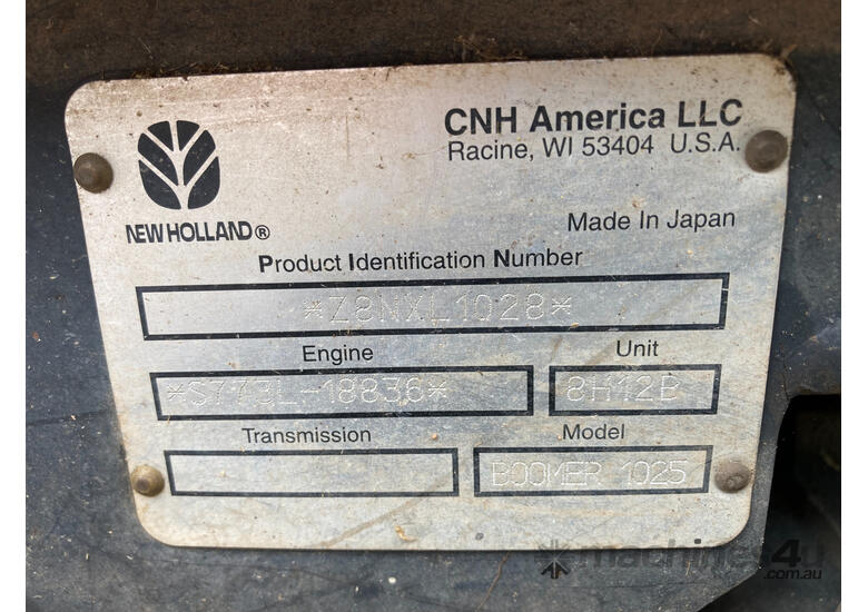 caption New Holland Boomer 1025 FWA/4WD Tractor