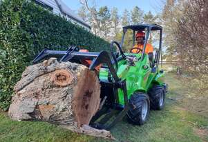 Avant 423 ArborPro Mini Loader Arborist Package
