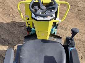 1.6T AMMANN DOUBLE DRUM ROLLER - picture1' - Click to enlarge