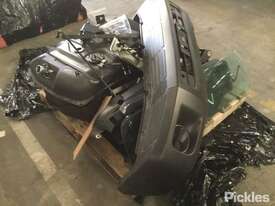 Pallet Containing Land Cruiser Parts - picture0' - Click to enlarge