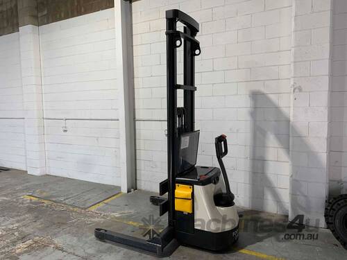 Used Crown Stacker