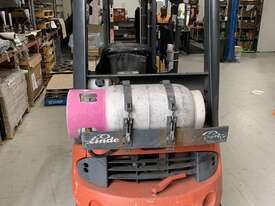 Forklift Counter balance - picture0' - Click to enlarge