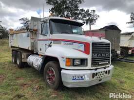 1993 Mack CHR - picture0' - Click to enlarge