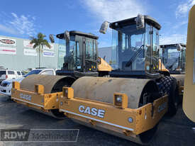 CASE 1110 EX-D Roller - picture1' - Click to enlarge