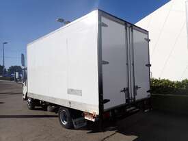 2014 ISUZU NPR 200 - Pantech trucks - Tail Lift - picture0' - Click to enlarge