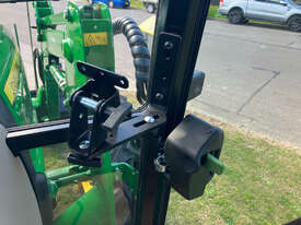 John Deere 5093E FWA/4WD Tractor - picture1' - Click to enlarge