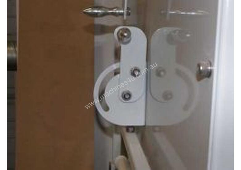 New MICRONAIR EC4S Pleated Filters and Auto Cleaning, discontinued fan 5.5 Kw high pressure w/motor 