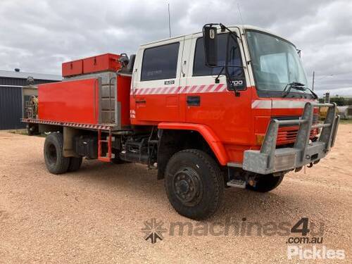 1994 Isuzu FTS700