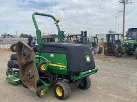 John Deere 1600 Turbo Wing Mower - picture1' - Click to enlarge