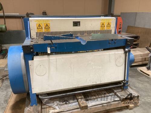 Used Q11 1200mm x 3mm Mechanical Guillotine