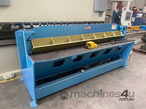 MAGNUM - EPIC INDUSTRIES Hydraulic Guillotine