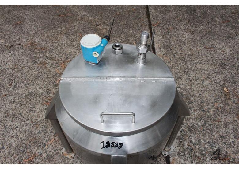 Stainless Steel Jacketed Tank.