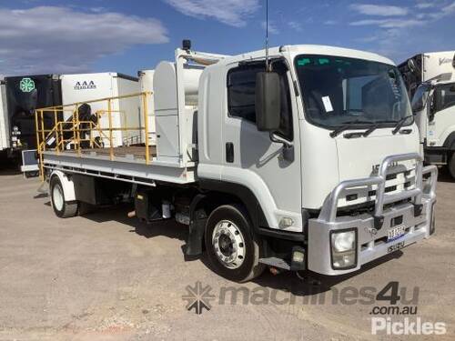 2014 Isuzu FTR