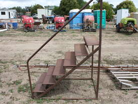 Set of Steel Steps - picture2' - Click to enlarge