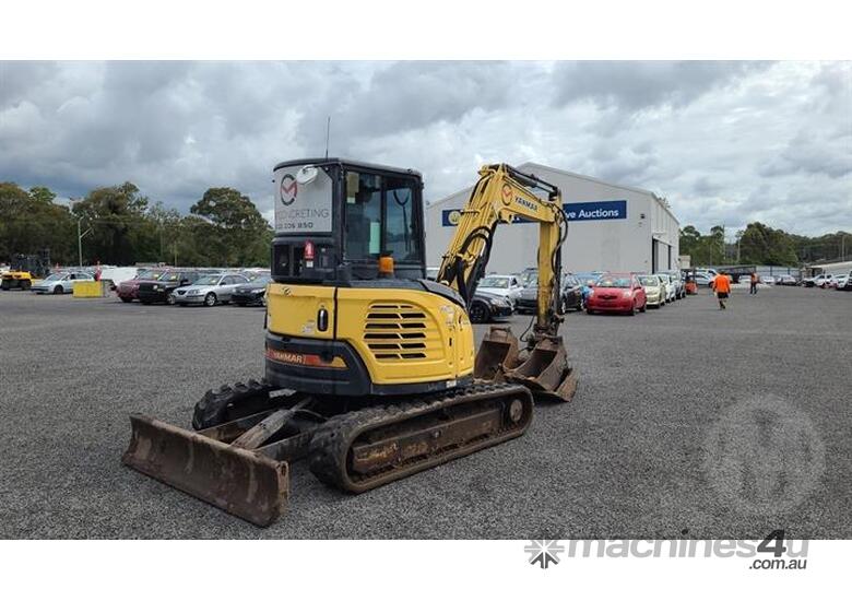 Used Yanmar Yanmar VI0456B Excavator in , Listed on Machines4u