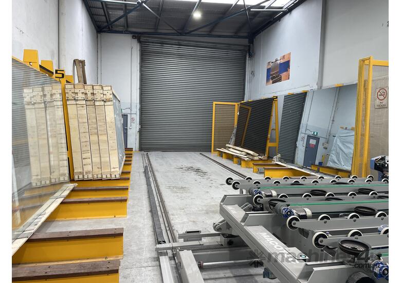 Used 2017 Macotec cutter and self loader Glass Cutting Machine Stone