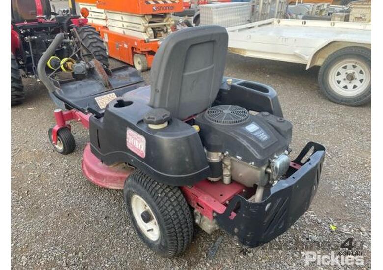 Used toro 2015 Toro Timecutter SS3225 Ride On Mowers in , Listed on