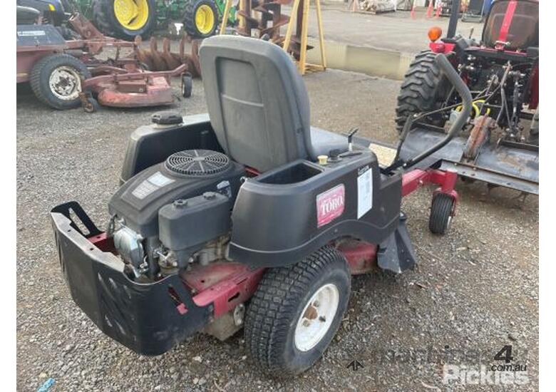 Used Toro 2015 Toro Timecutter Ss3225 Ride On Mowers In Listed On