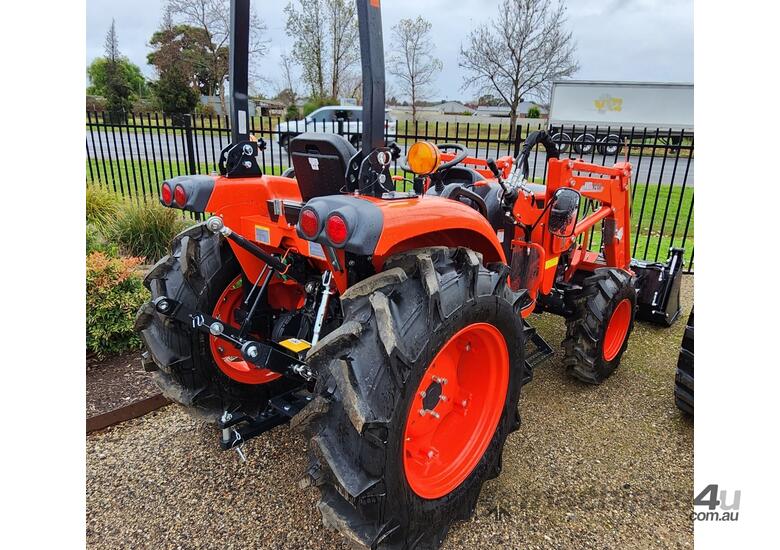 caption KIOTI EX5810 COMPACT TRACTOR