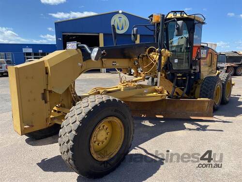 Caterpillar 12M