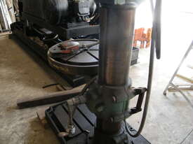 drill press Hercus No.4 morse taper - picture0' - Click to enlarge