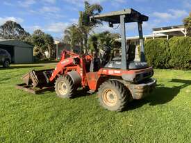 Kubota R420S Wheel Loader - picture1' - Click to enlarge