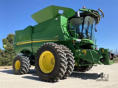 John Deere S780