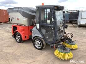 2013 Hako Citymaster 1250 Articulated Sweeper - picture0' - Click to enlarge