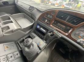 2008 Isuzu Gigamax Premium EH EXY - picture2' - Click to enlarge