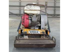 WACKER PLATE COMPACTOR - picture0' - Click to enlarge