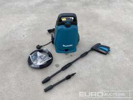 Unused Makita MHW102 High Pressure Washer - picture0' - Click to enlarge