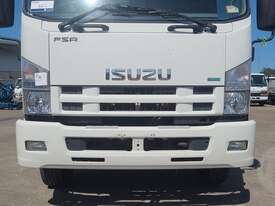 Isuzu FSR700 - picture0' - Click to enlarge