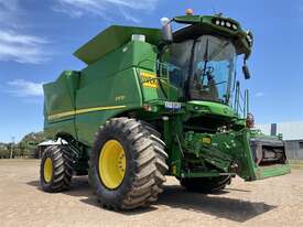 John Deere S670 - picture0' - Click to enlarge