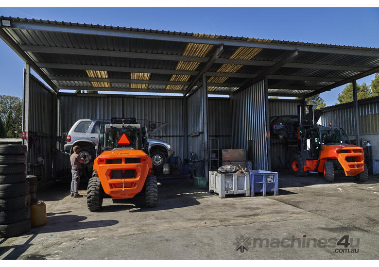 caption AUSA C201H Rough Terrain Forklift - OPEN CAB, 4X4
