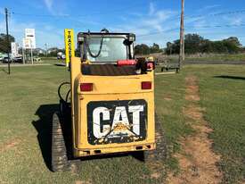 Cat 247B2 Track Loader  - picture0' - Click to enlarge