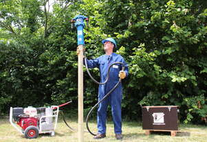 GANZ - Pajot 26 Pile and Post Driver