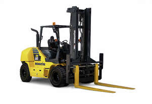 Komatsu 8 Tonne Capacity Diesel Engine Hydrostatic Drive Forklift