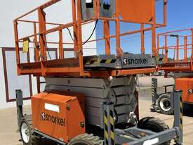 Rough Terrain Scissor Lift: Snorkel S3370RT - Very good condition! This will not last! - picture0' - Click to enlarge