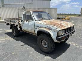 1982 TOYOTA HILUX UTE - picture0' - Click to enlarge